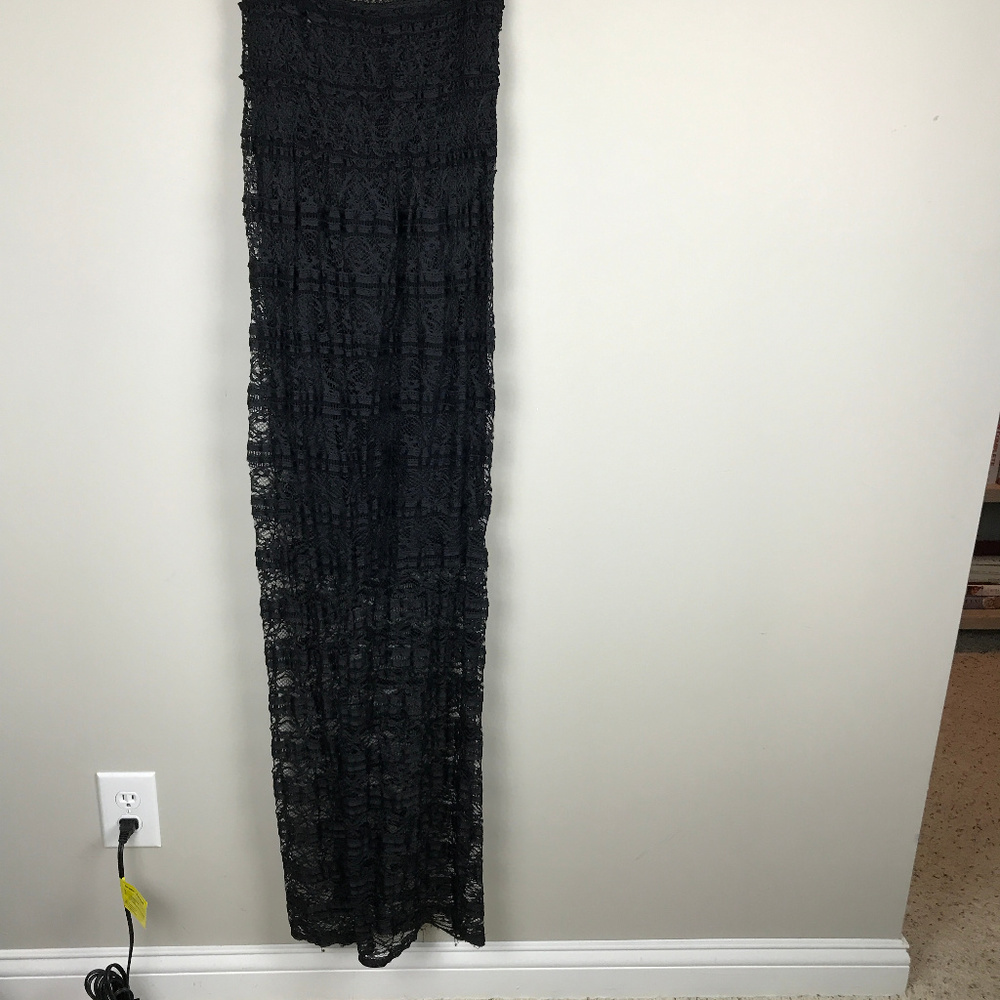 Everleigh Sz S stretch lace dress